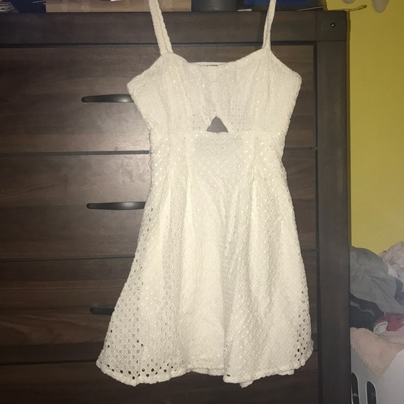 Prince & Fox Dresses & Skirts - White eyelet dress